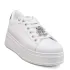 Бели дамски кецове с аксесоар мече, с камъни D2303-1 White