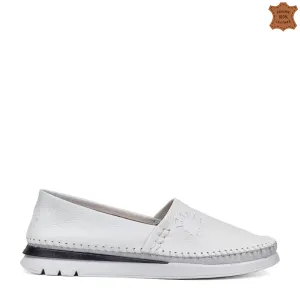 Бели дамски еспадрили от естествена кожа 2023035-2... Бели дамски еспадрили от естествена кожа 2023035-2...