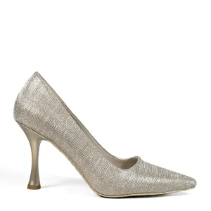 Дамски официални сатенени обувки в златист цвят на... Дамски официални сатенени обувки в златист цвят на...