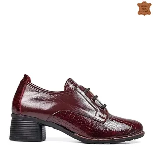 Дамски ежедневни обувки от естествен лак в бордо 2... Дамски ежедневни обувки от естествен лак в бордо 2...