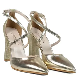 Официални дамски сандали в златно от еко кожа и са... Официални дамски сандали в златно от еко кожа и са...