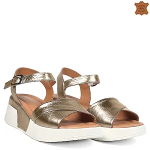 Модерни дамски сандали в бронзов цвят 2023578-3... Модерни дамски сандали в бронзов цвят 2023578-3...