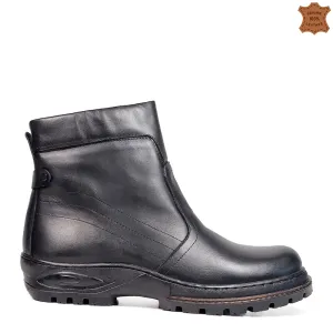 Ежедневни мъжки боти от естествена кожа в черно 20... Ежедневни мъжки боти от естествена кожа в черно 20...